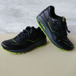 WMNS Air Max 1 Cut Out PRM 'Black'